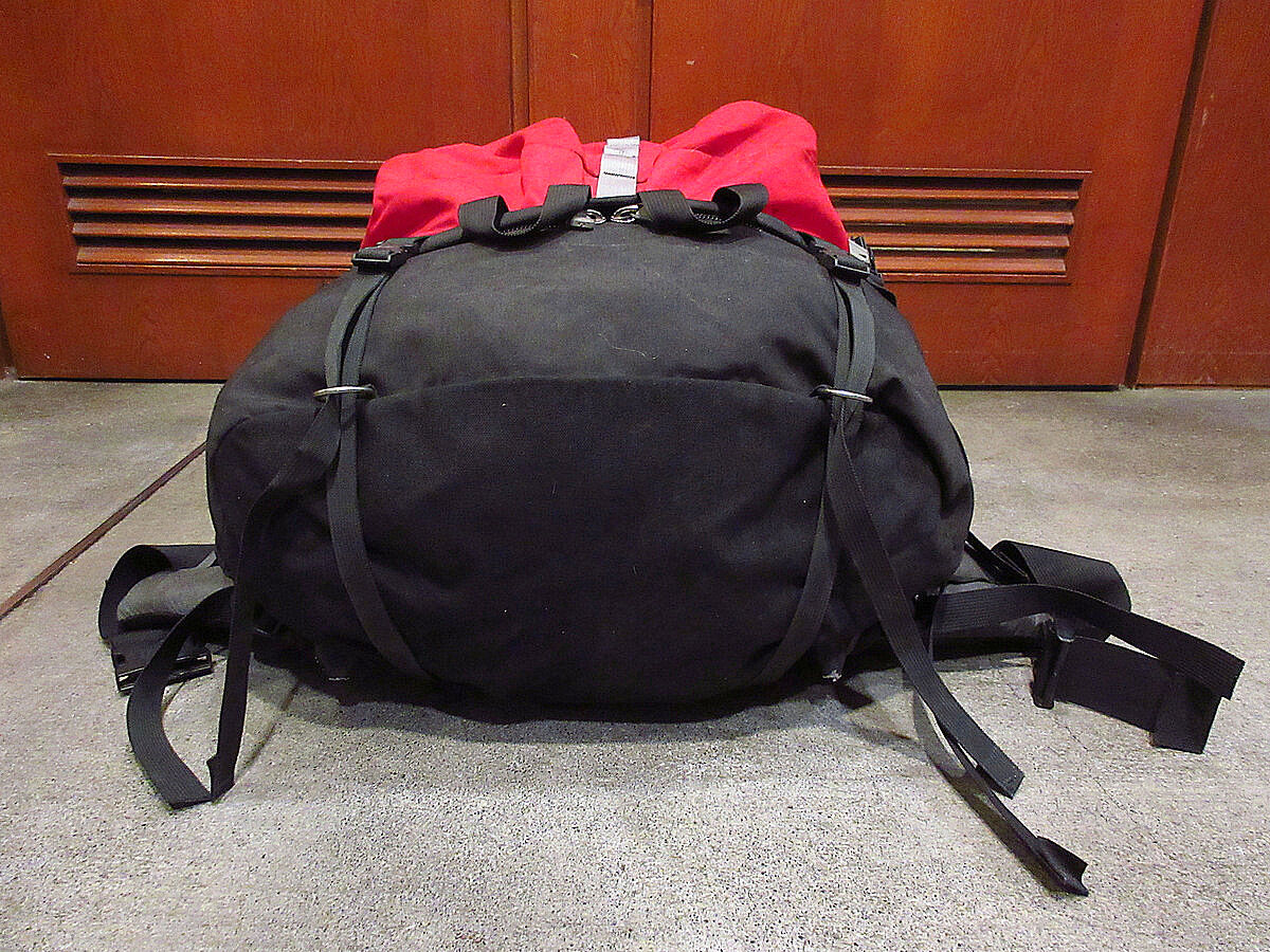 DANA DESIGN○ナイロンバックパック赤○230625i8-bag-bpデイナ DANA DESIGN○ナイロンバックパック赤○230625i8-bag-bpデイナ