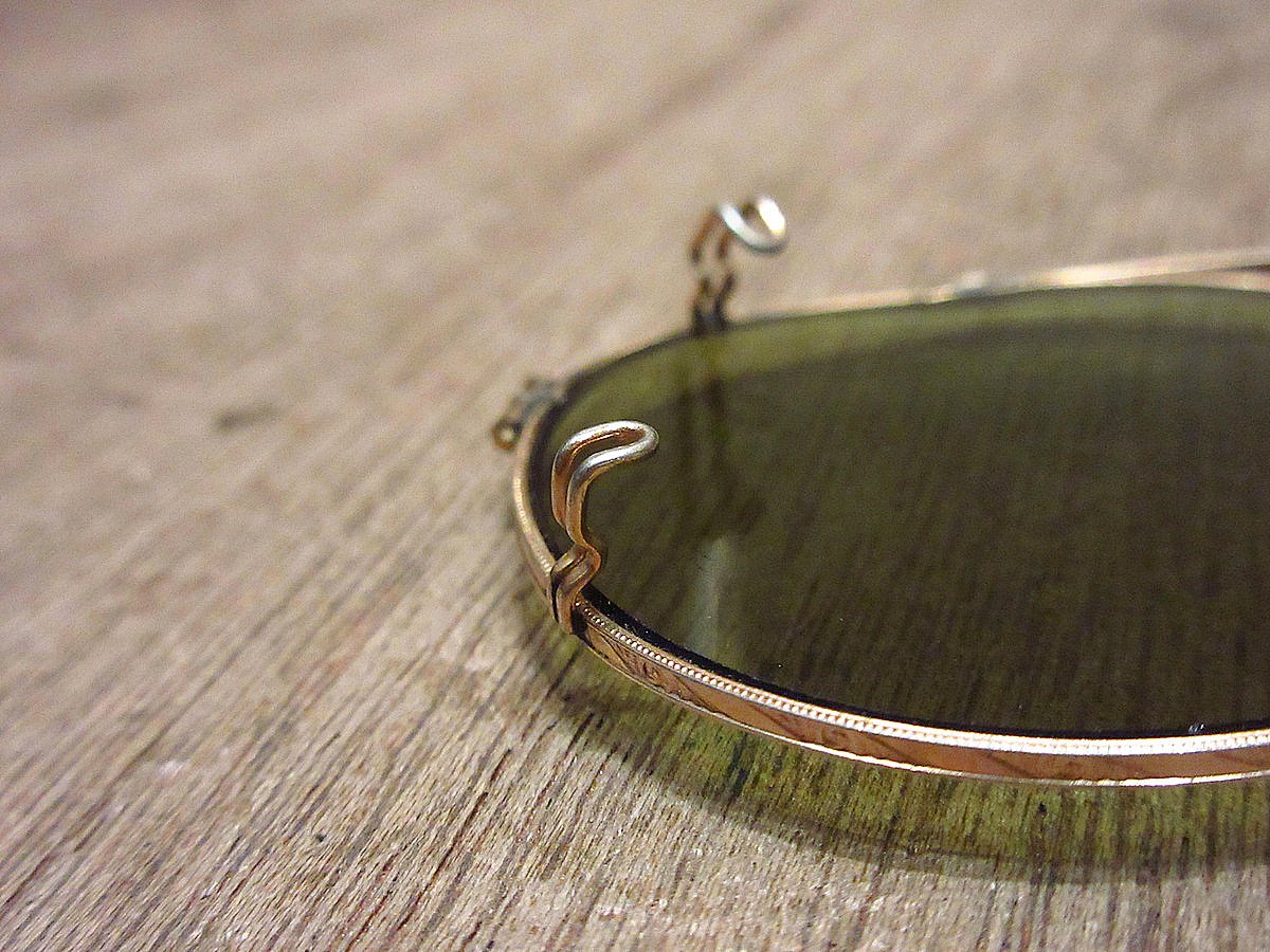 ぶ*ん様 ボシュロム ビンテージ クリップオン 46サイズ ぶ*ん様 ボシュロム ビンテージ クリップオン 46サイズ - メルカリ