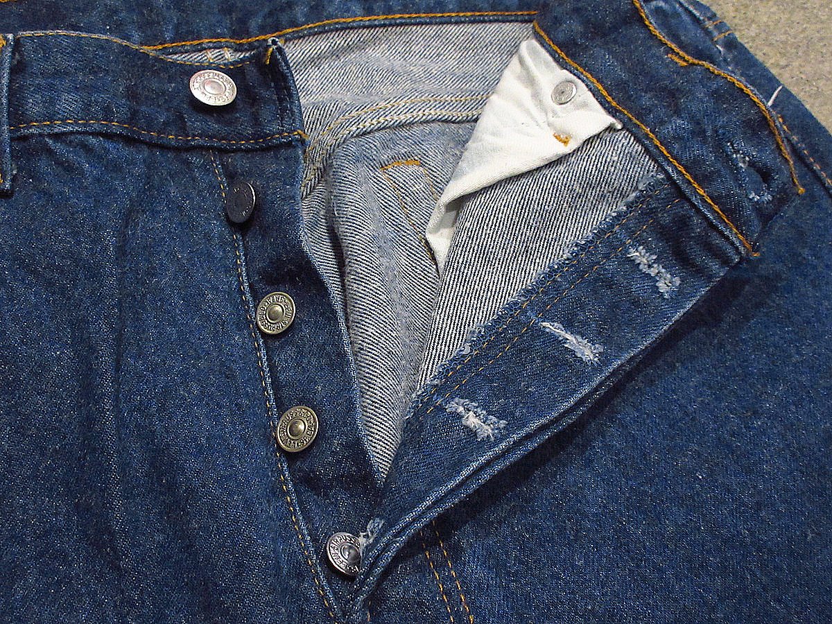 ビンテージ90's○MADE IN U.S.A. Levi's 501実寸W86cm○2403