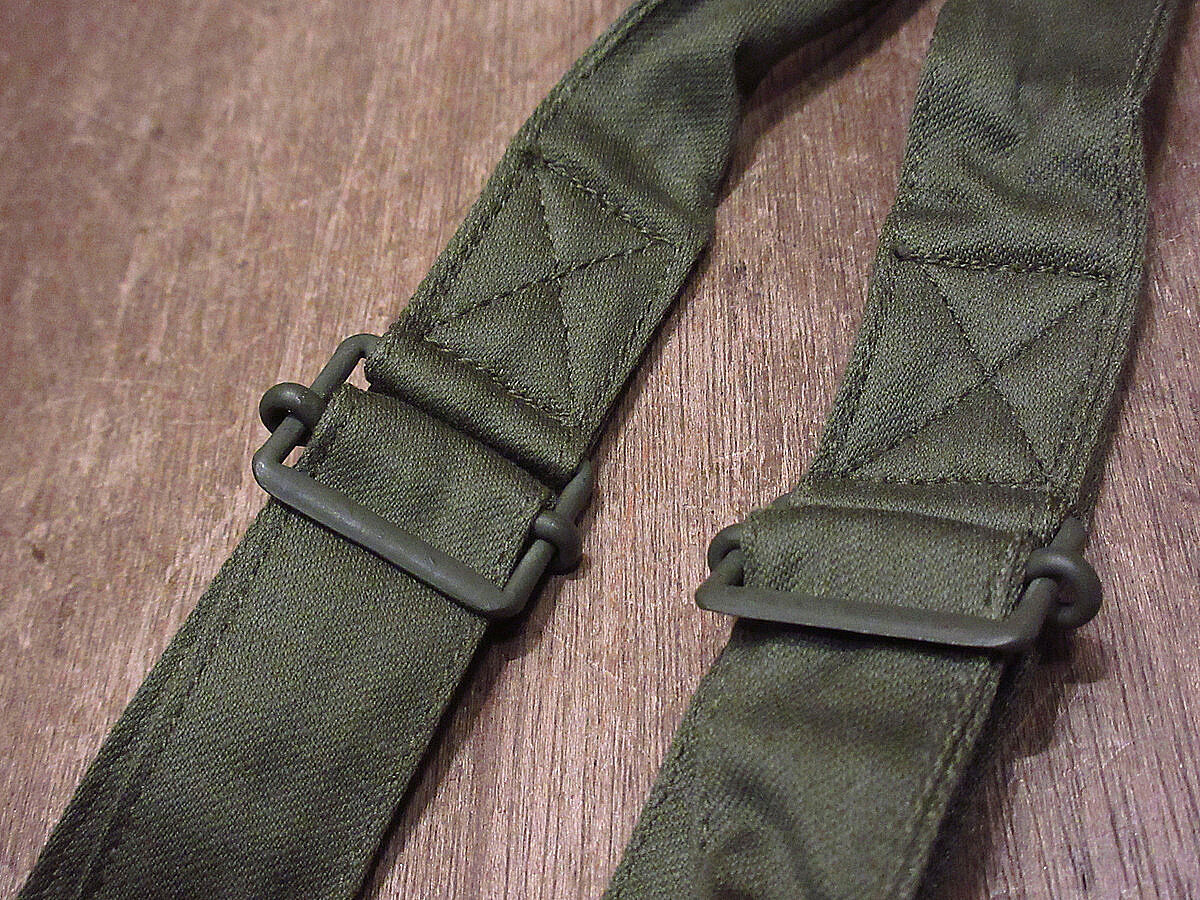 ビンテージ70's○DEADSTOCKフランス軍ボタン留めサスペンダー