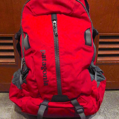 ビンテージ●Patagoniaナイロンバックパック赤●230309m3-bag-bp鞄リュックアウトドア雑貨