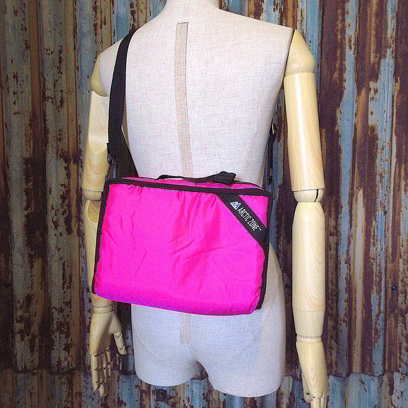 ビンテージ90's○DEADSTOCK ARCTIC ZONEクーラーバッグピンク