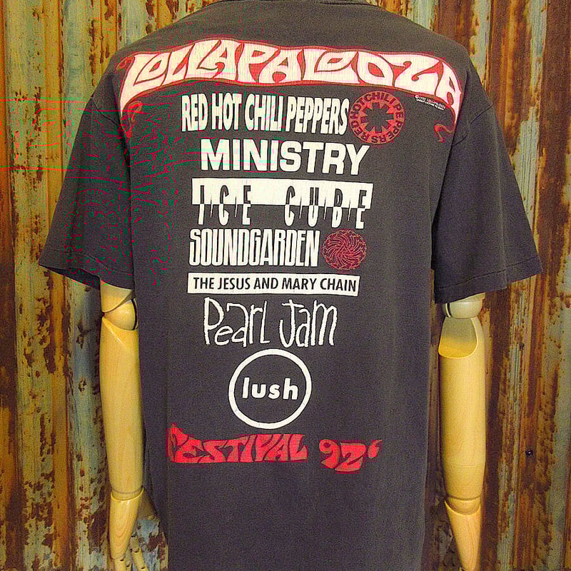 ビンテージ90's○LOLLAPALOOZAフェスティバル1992年Tシャツ黒 ビンテージ90's○LOLLAPALOOZAフェスティバル1992年Tシャツ黒