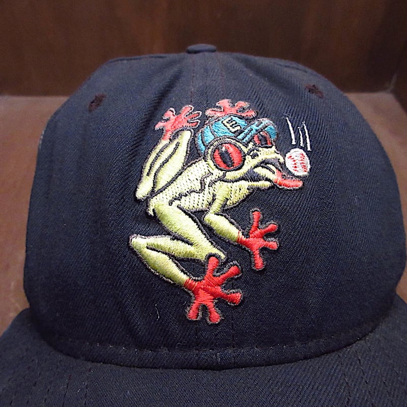 カエル刺繍メッシュキャップ b.Beautiful カエル刺繍メッシュキャップ b.Beautiful b.Eautiful