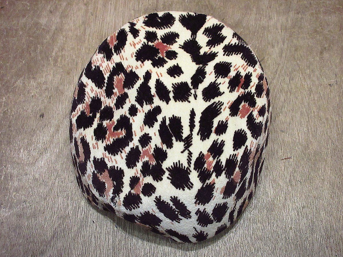 美品60's 70'sアンティークヴィンテージベレーレオパヒョウ/ca4la カシラ CA4LA ベレー帽 レオパード ヒョウ柄 帽子 - メルカリ