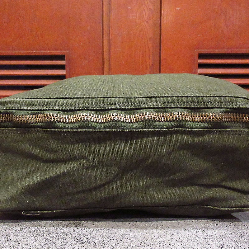 ビンテージ60's○DEADSTOCK? U.S.ARMYサバイバルキットバッグ ビンテージ60's○DEADSTOCK? U.S.ARMYサバイバルキットバッグ
