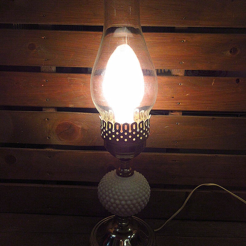 ☆フェントン ミルクガラス テーブルランプ オパールセント