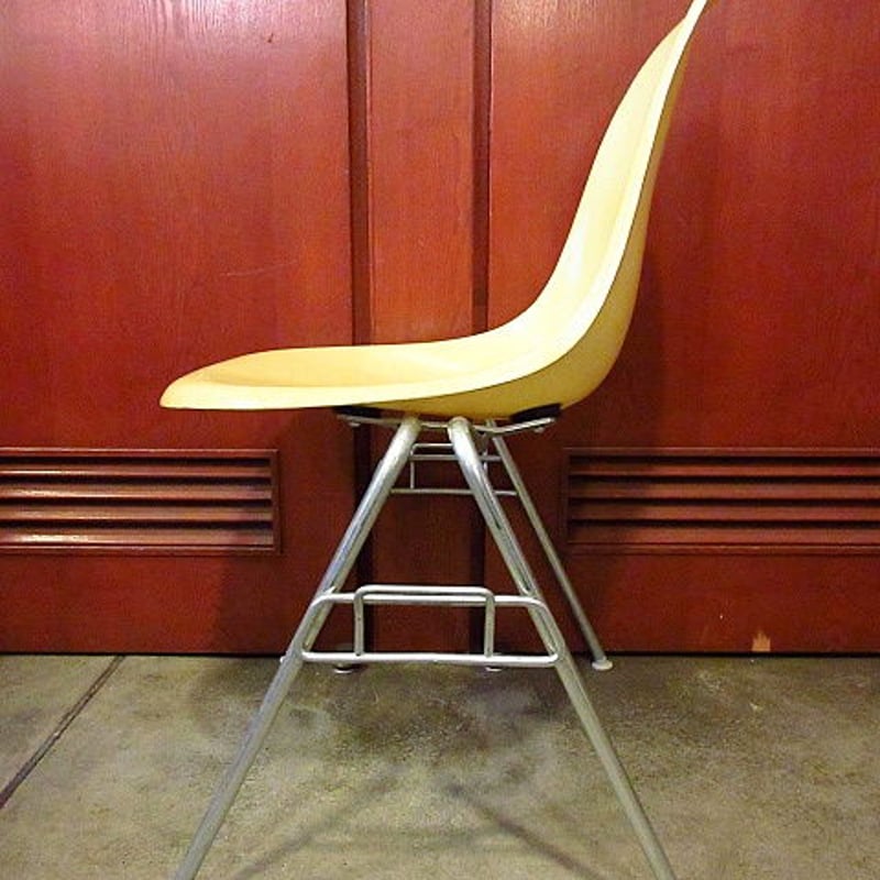 s*p様 60's70's ヴィンテージ ハーマンミラーイームズ FRP ビンテージ60's70's○Herman Miller スタッキングベース FRPサイド