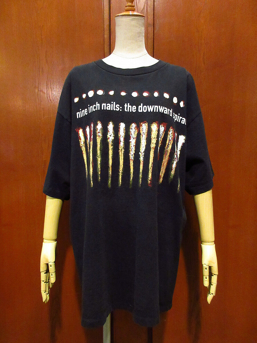 nine inch nails downward Tシャツ vintage