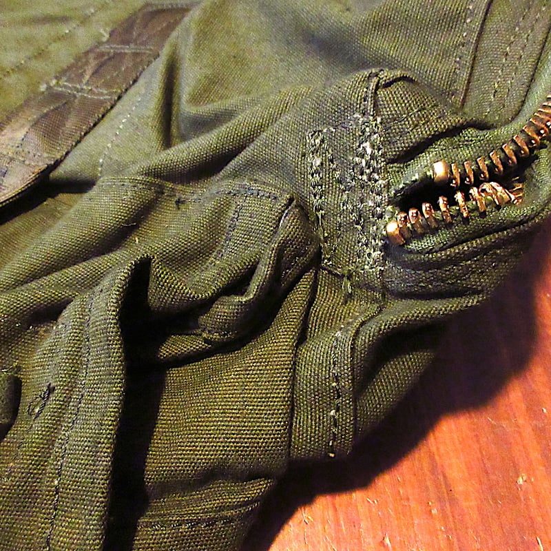 ビンテージ60's○DEADSTOCK U.S.ARMYサバイバルキットバッグ○260111j