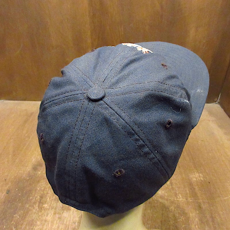 ビンテージ60's○New Era カエル刺繍入りスナップバックキャップ ビンテージ60's○New Era カエル刺繍入りスナップバックキャップ