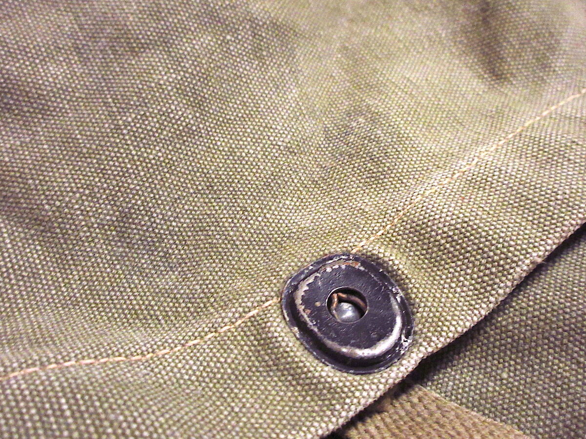 ビンテージ40's○U.S.ARMYステンシル入りガスマスクバッグ ビンテージ40's○U.S.ARMYステンシル入りガスマスクバッグ