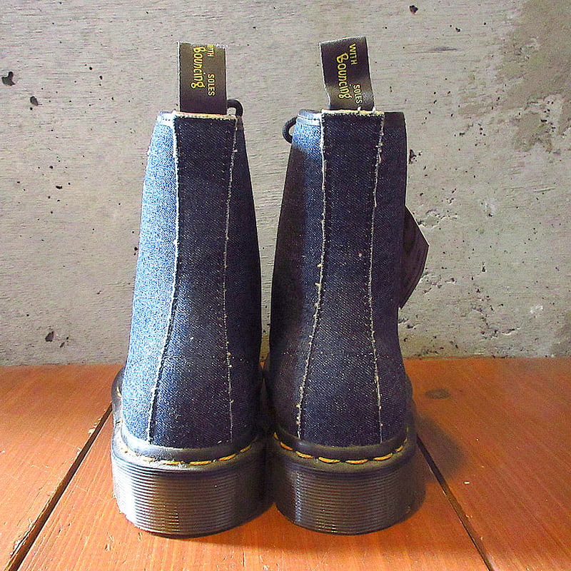 ビンテージ○DEADSTOCK MADE IN ENGLAND Dr.Martens 8ホール