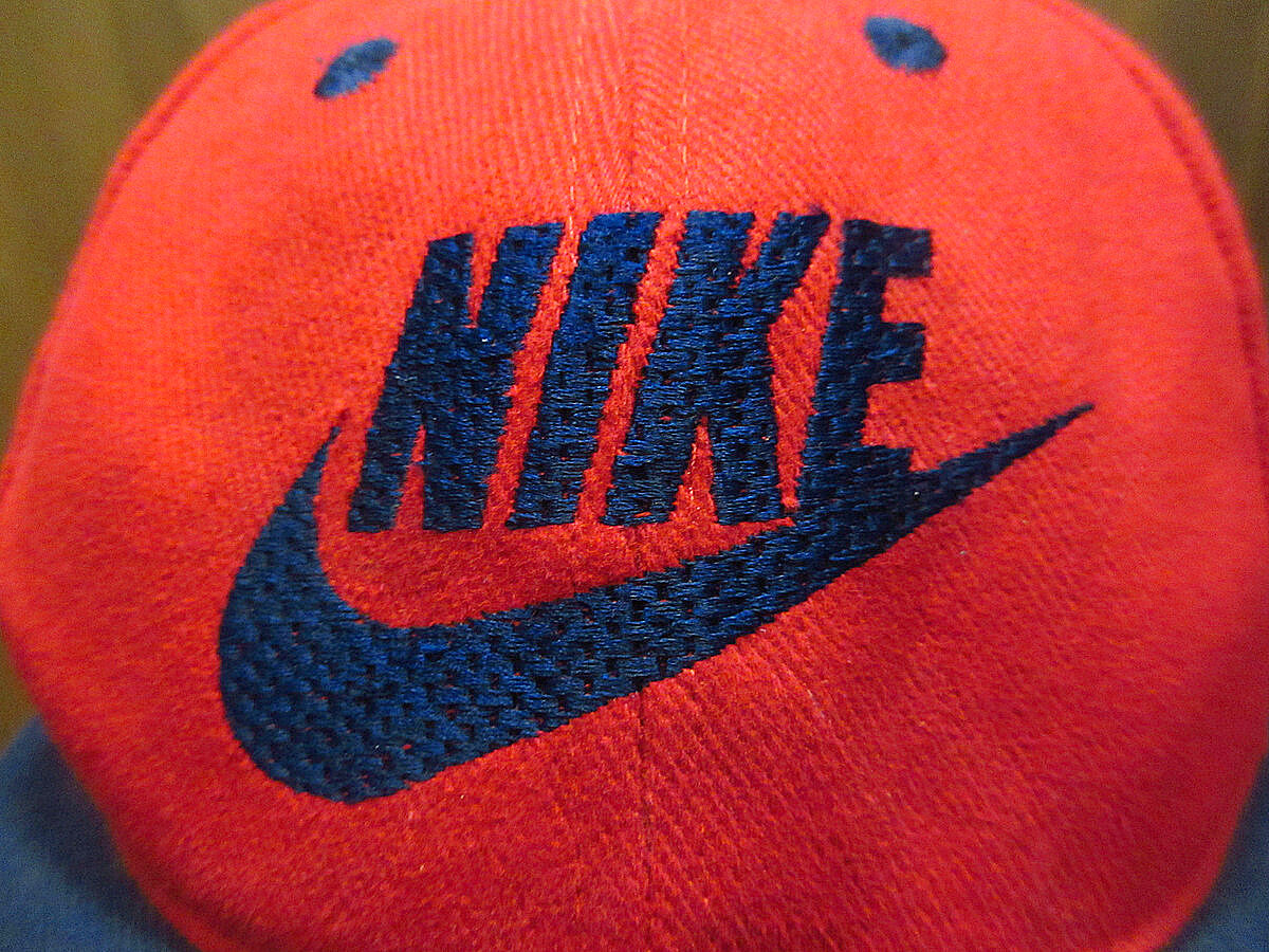 ビンテージ90's○NIKEツートンスナップバックキャップ赤×紺○211011i4