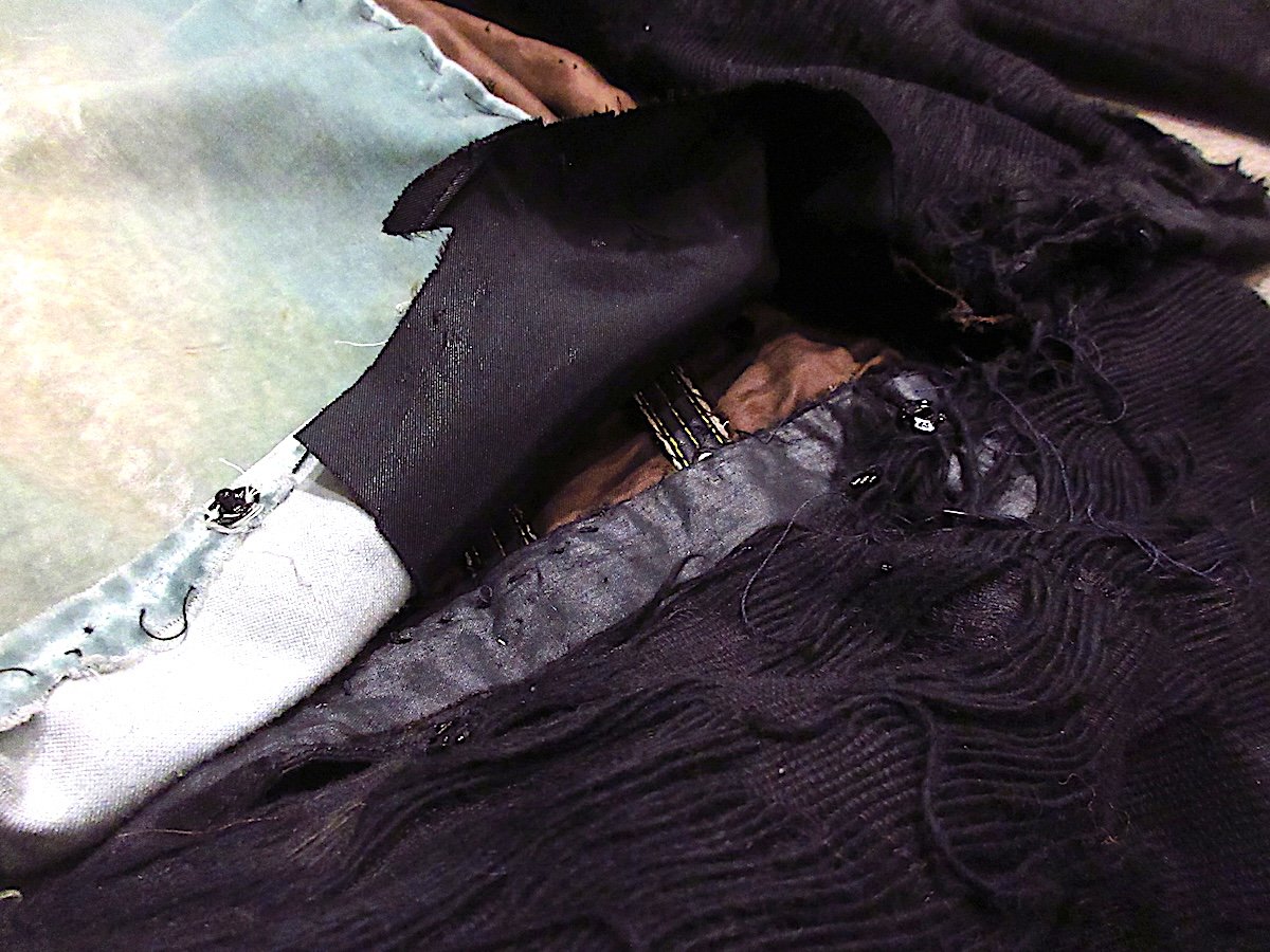 ビンテージ~1900's○ヴィクトリアン刺繍柄長袖ワンピース黒×水色