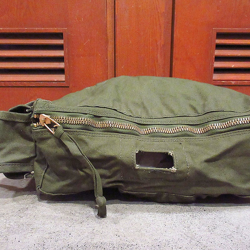 ビンテージ60's○DEADSTOCK? U.S.ARMYサバイバルキットバッグ ビンテージ60's○DEADSTOCK? U.S.ARMYサバイバルキットバッグ