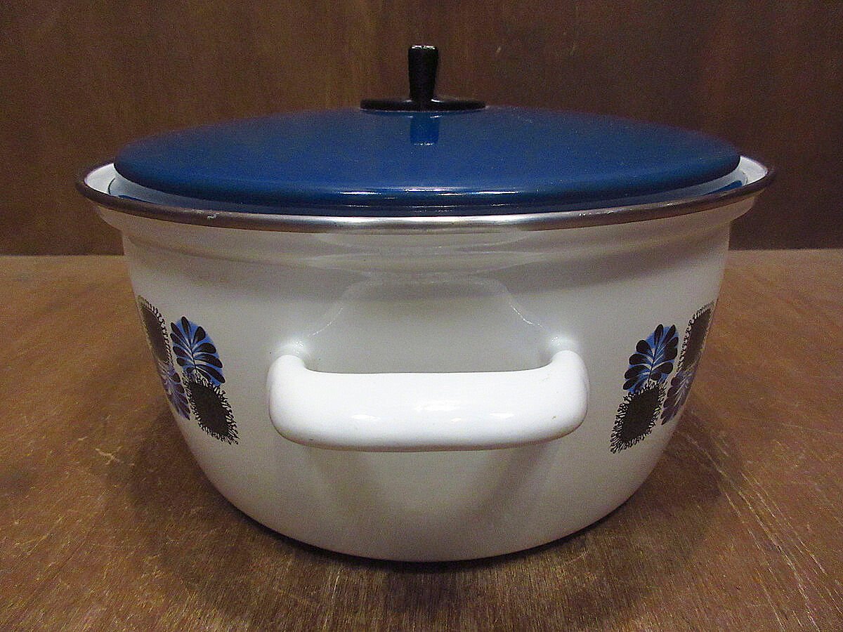 ビンテージ○Austria email蓋付きホーロー両手鍋○230126i6-tbwr