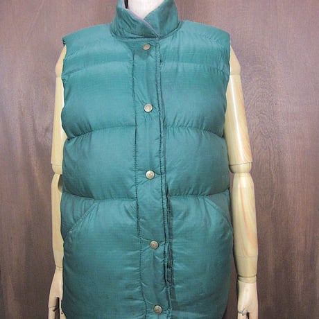 イタリア製　ダウンベスト　ヴィンテージ 50%off ダウンベスト EU製 Emmauela ミラノ発 グースダウン90％ 防寒