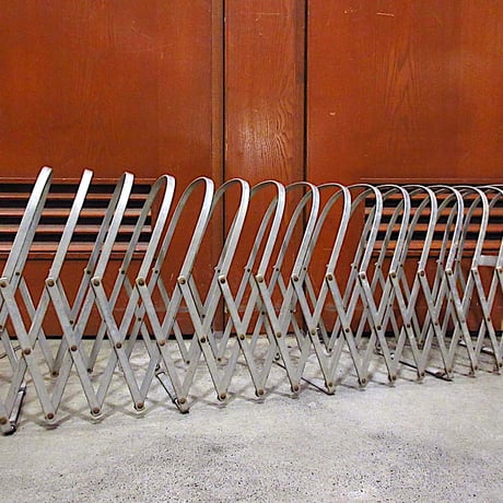 マガジンラック | STORES