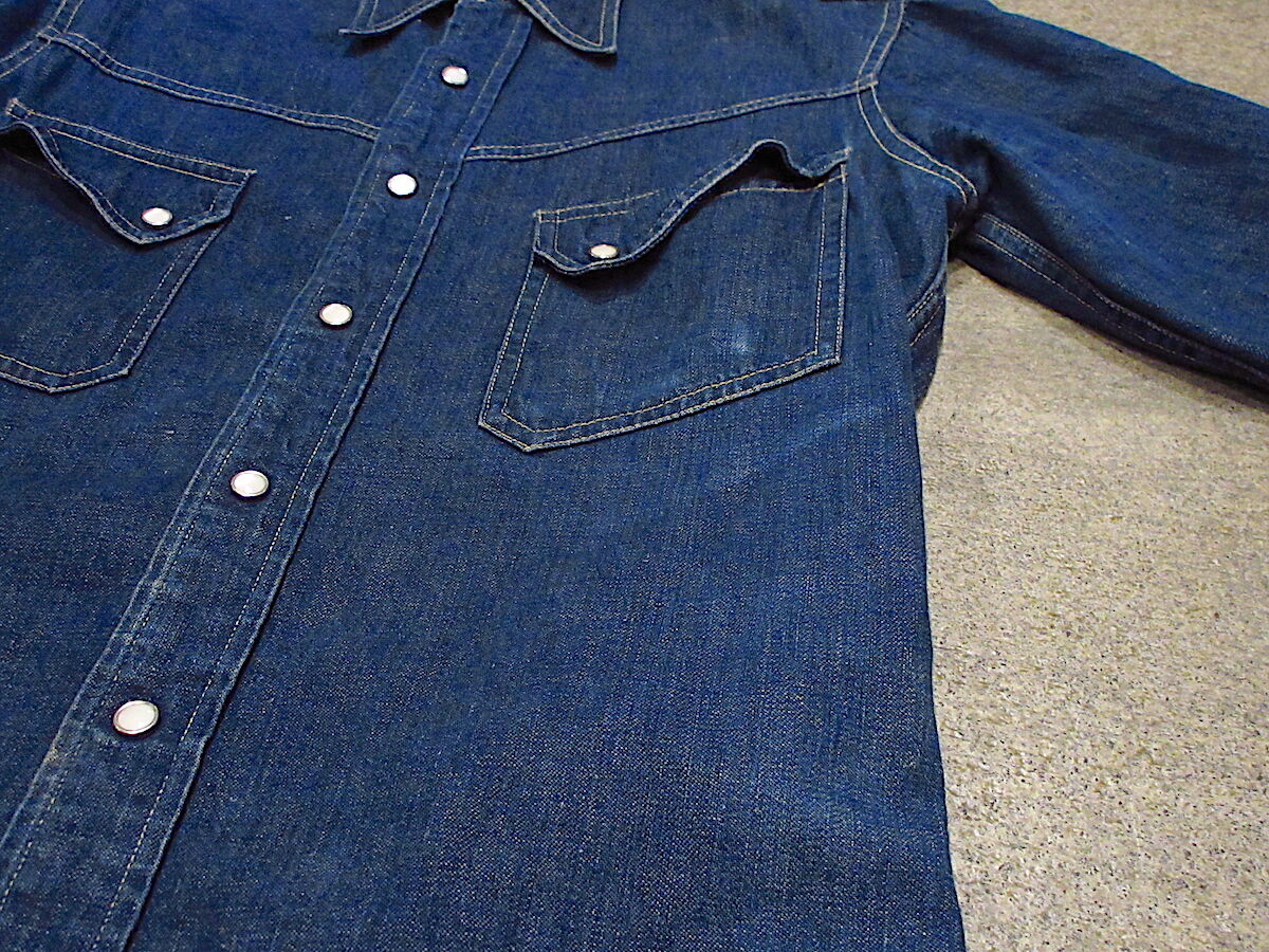 ビンテージ50's○Levi'sショートホーンデニムウエスタンシャツ