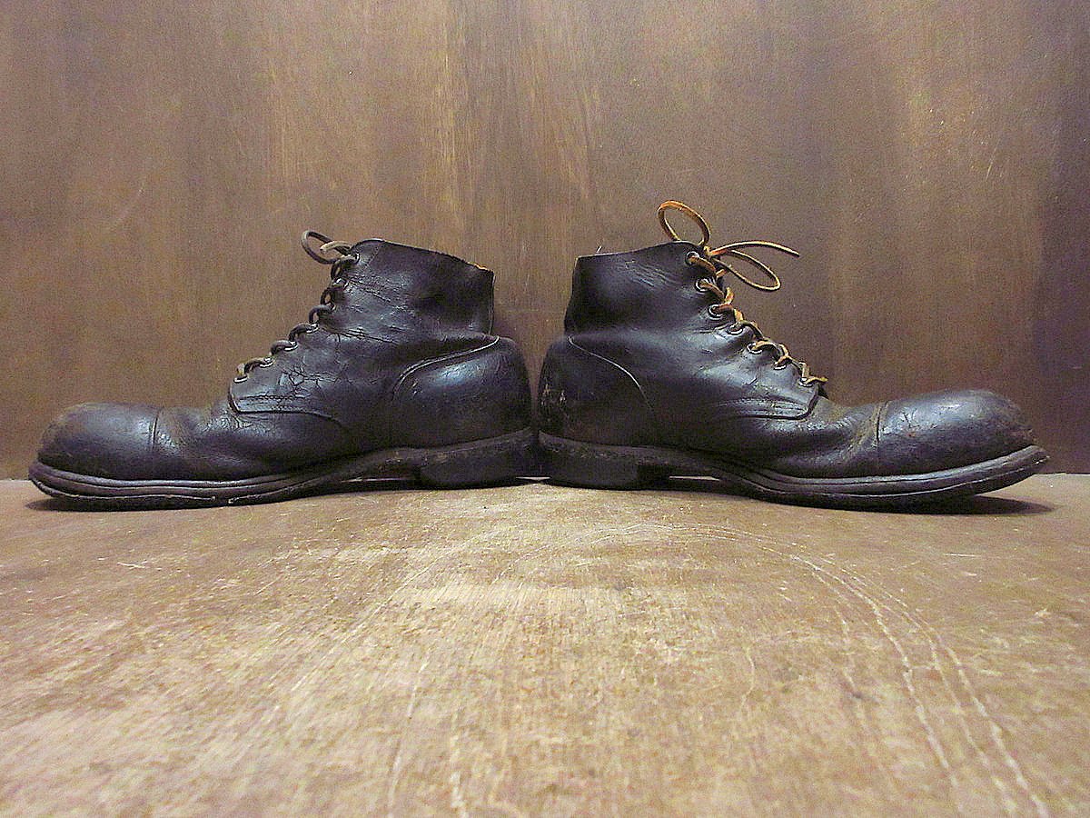 レギュラー古着!ルーマニア製 made by hand 本革 チャッカブーツ レギュラー古着!ルーマニア製 made by hand 本革 チャッカブーツ