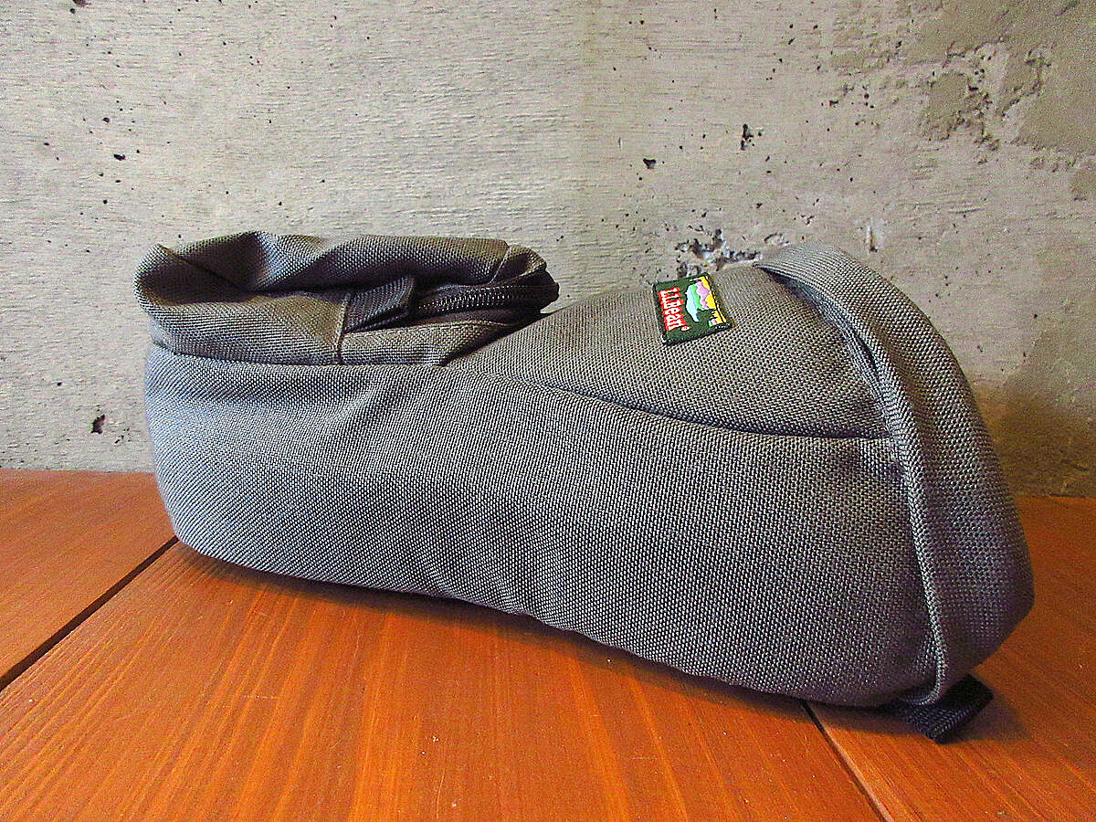 L.L.Bean サイクリング　バッグ　ヴィンテージ ビンテージ90's○L.L.Beanナイロントライアングルバッググレー