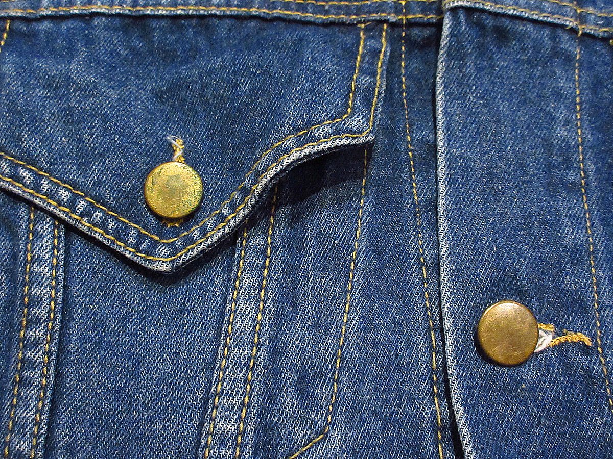 LEVI'S デニムジャケット グレイトフル・デッドワッペン付き Mサイズ LEVI'S デニムジャケット グレイトフル・デッドワッペン付き Mサイズ