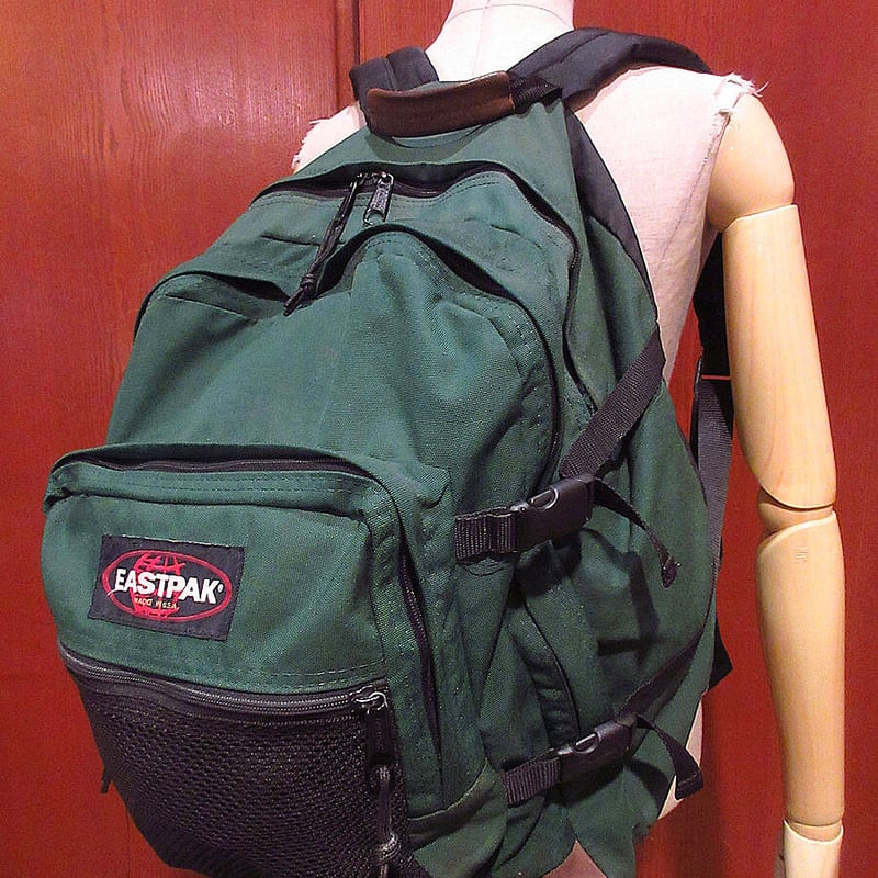 EASTPAK 深緑　リュック