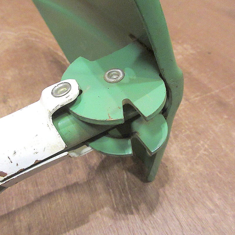 MJT STキャンディアップルグリーン レリックピックガードアッセンブリーセット ピックガード,ST,ST60's | ワイズスタジオ