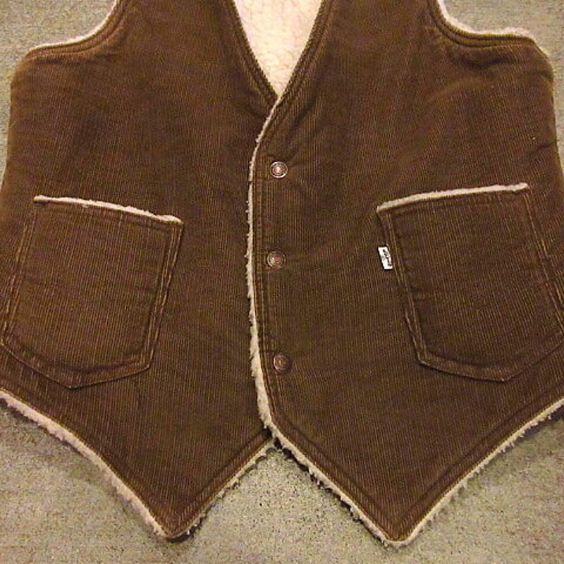 Levi's コーデュロイ ベスト S 楽天市場】コーデュロイ ベスト（ブランドリーバイス）（メンズ