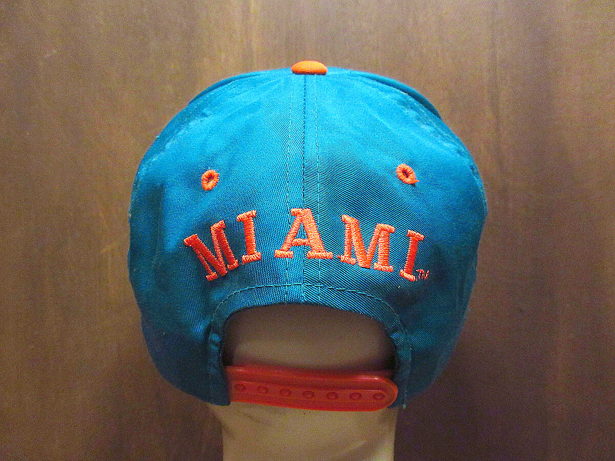 マイアミ・ドルフィンズ スナップバックキャップ ビンテージ○NFLマイアミドルフィンズ 6パネル刺繍スナップ