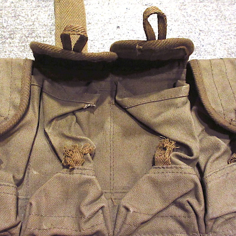 USヴィンテージミリタリーチェスト軍放出家具1969年 USヴィンテージ ミリタリー 米軍家具 チェスト 5ドロワー 引き出し