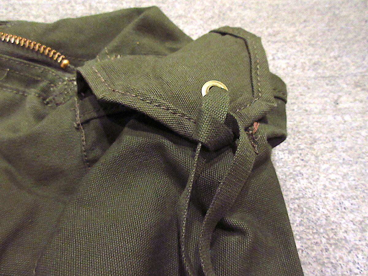 ビンテージ60's○DEADSTOCK? U.S.ARMYサバイバルキットバッグ ビンテージ60's○DEADSTOCK? U.S.ARMYサバイバルキットバッグ