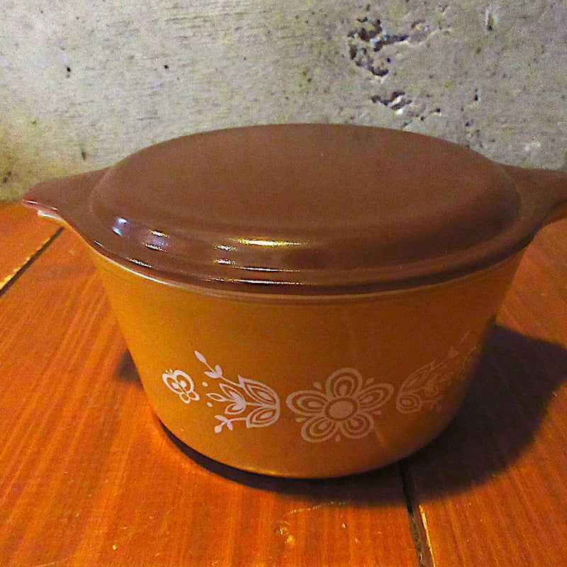 ビンテージ○PYREX バタフライゴールドキャセロール○260210j1-pyr食器