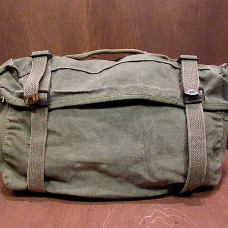 m1945 | STORES