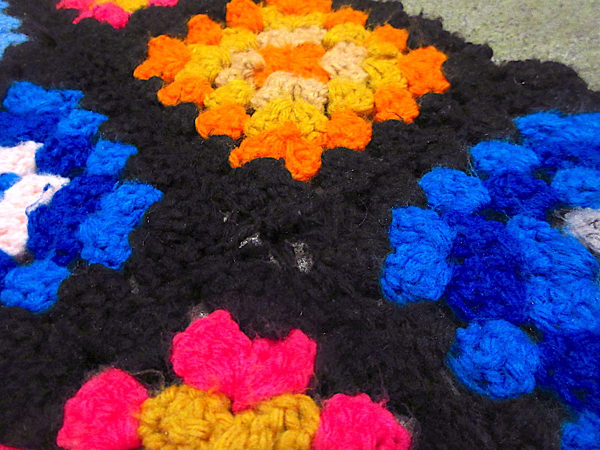 ハンドメイド　ブランケット大判サイズ ビンテージ○かぎ針編みブランケットsize 約195cm × 約110cm○250520m1-