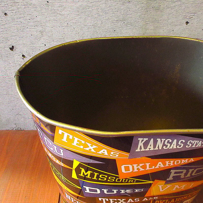 美品 カレッジペナント ヴィンテージ BOX 40’~50’ TinCAN Vintage College Pennant Tin Can ビンテージ カレッジ ペナント