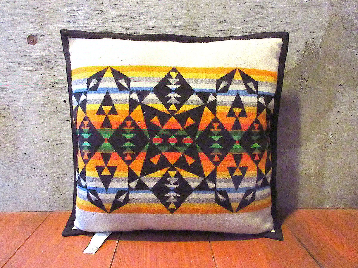 ビンテージ○PENDLETONネイティブ柄ウールクッション○250502k5-otclct