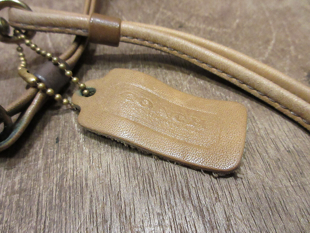 【良品】USA製 OLDCOACH TALONジップ ショルダーバッグ 茶色 良品】USA製 OLDCOACH TALONジップ ショルダーバッグ 茶色