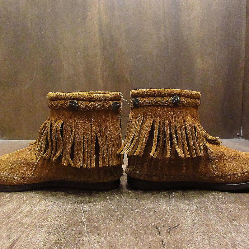 MINNETONKA○レディースフリンジ付きスウェードモカシンブーツ茶