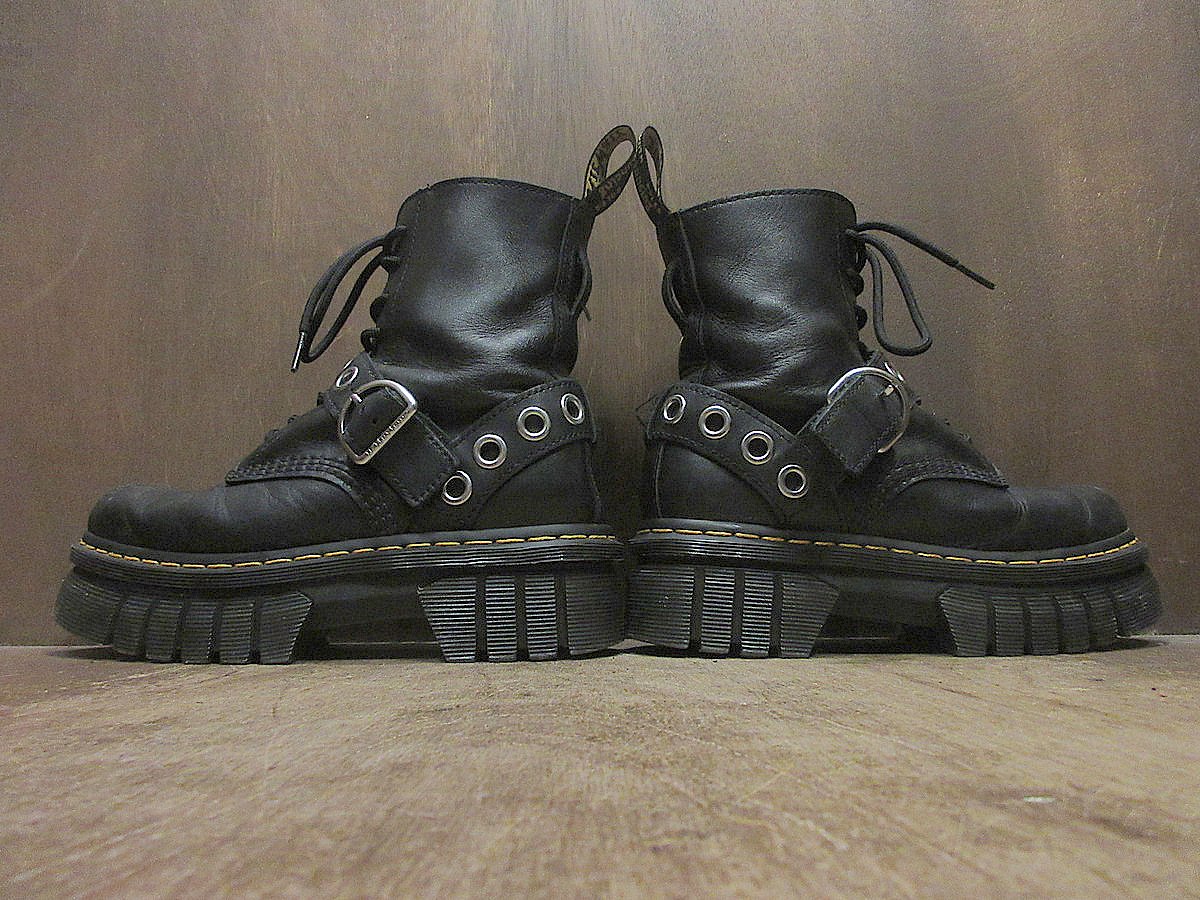 Dr.Martens○レディースベルト付き8ホールブーツ黒size US 8○250515j1