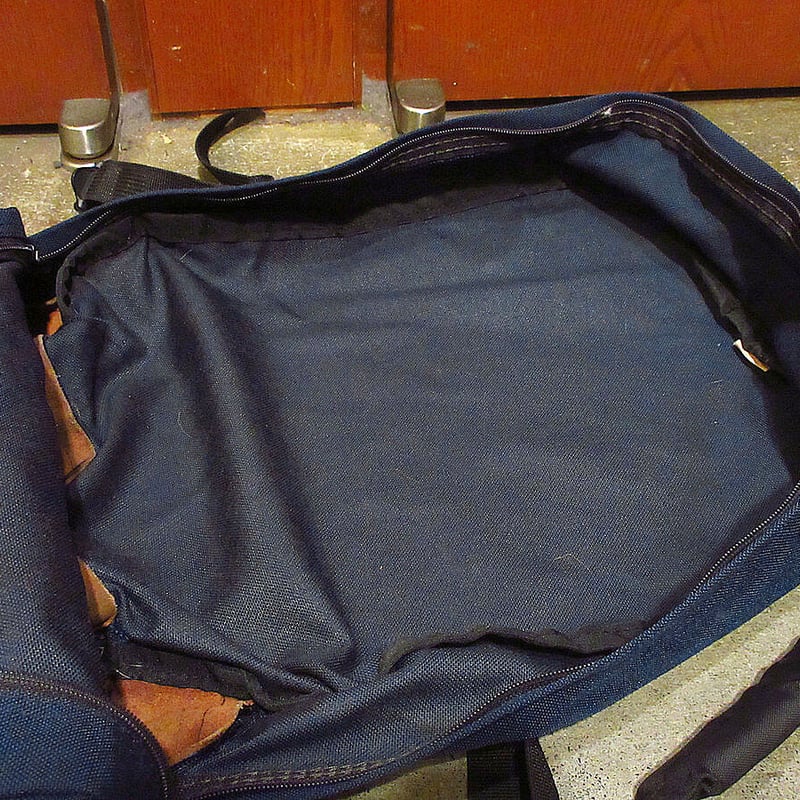 MADE IN U.S.A. JANSPORTボトムレザーナイロンバックパック紺○210723