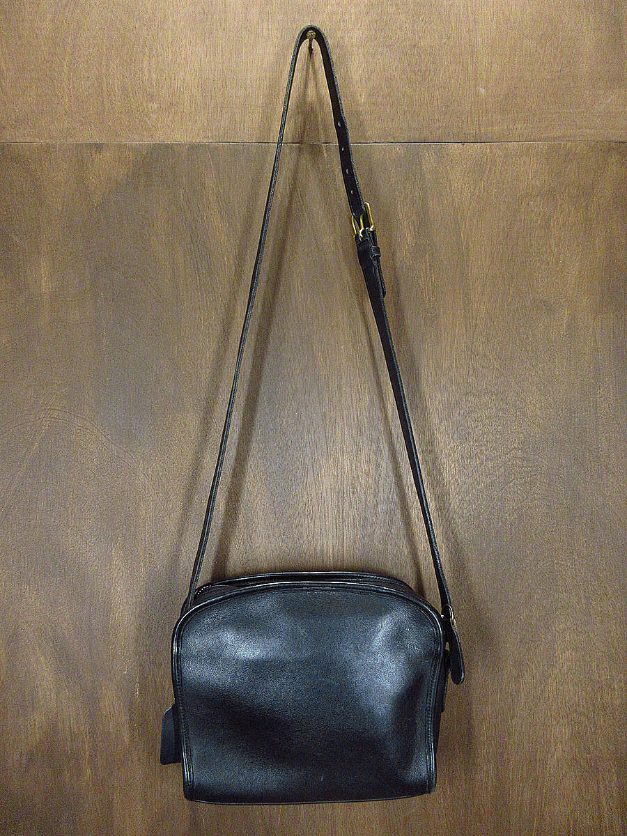 ビンテージ○オールドコーチレザーショルダーバッグ黒○220110i1-bag
