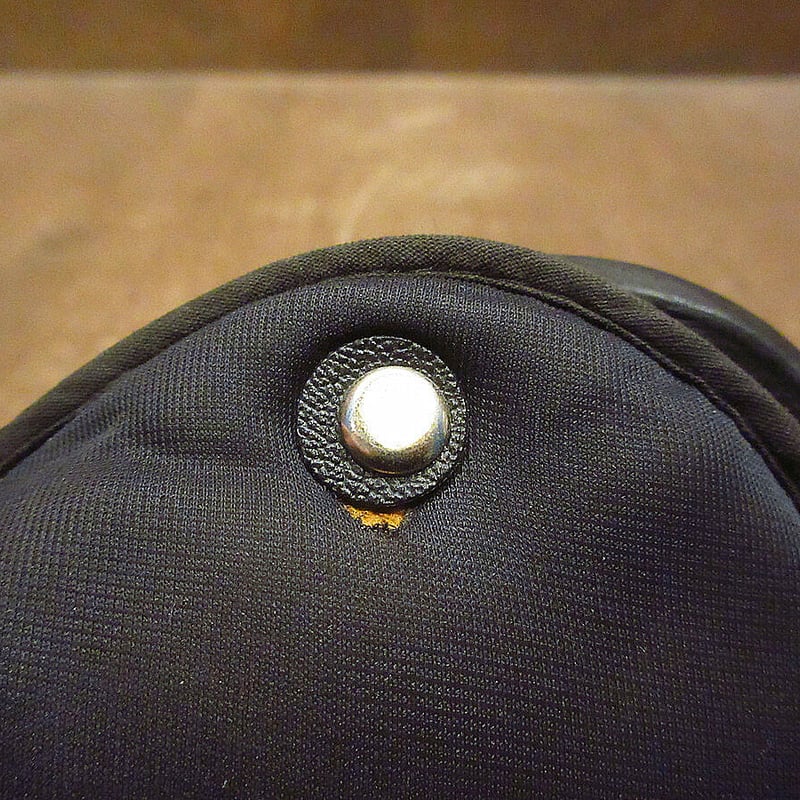 ビンテージヘルメット　Arai Ｒ−６M Vintage Arai R-6M DOT Motorcycle Helmet Black w/Red Stripes