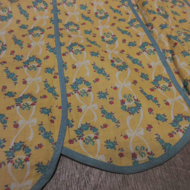 vintageワークエプロンarchiveピンバッジ付きy2kグランジ 古着 3c9fe4888158f97e5b6db0b01fe618