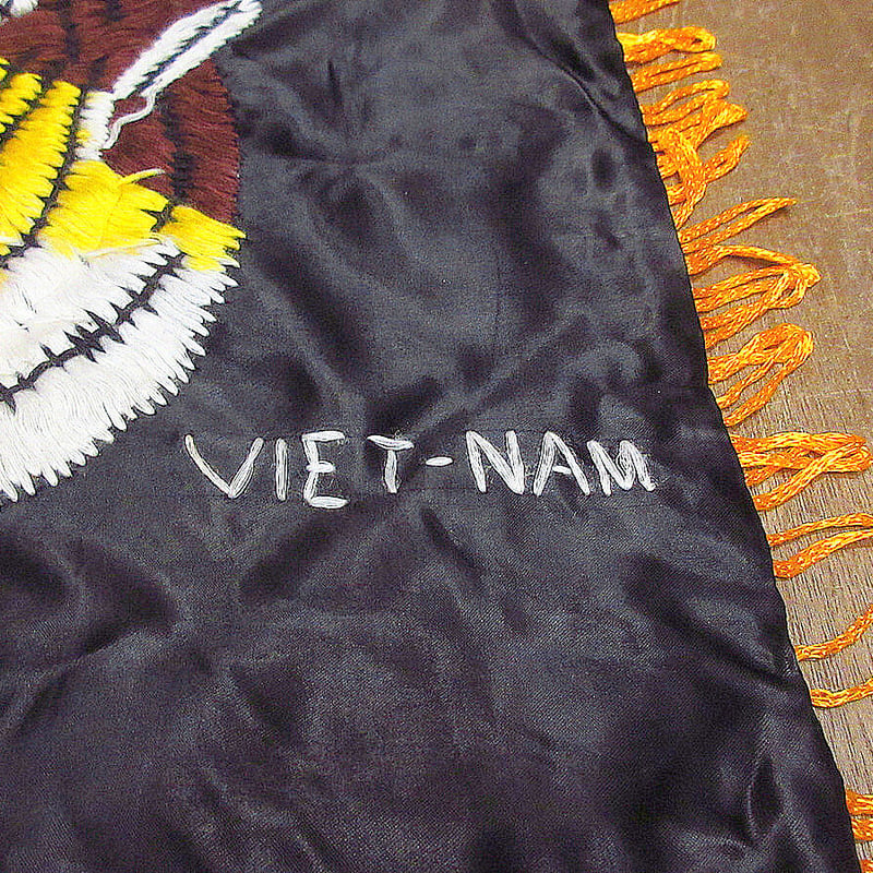 ビンテージ60's○VIET-NAM虎刺繍入りスーベニアピローケース黒×黄