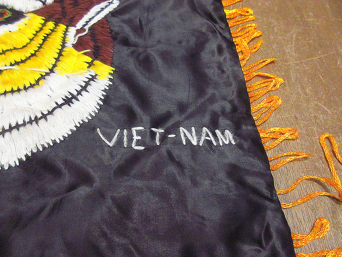ビンテージ60's○VIET-NAM虎刺繍入りスーベニアピローケース黒×黄