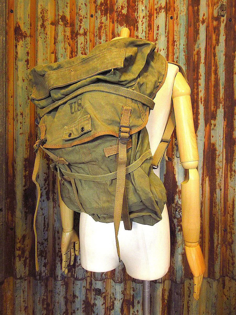 40s WW2 US ARMY ミリタリー　バックパック　リュック 貴重 40s 米軍実物 U.S.ARMY M-1945 リュック フィールド