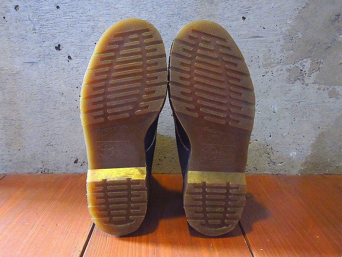 ビンテージ○DEADSTOCK MADE IN ENGLAND Dr.Martens 8ホール