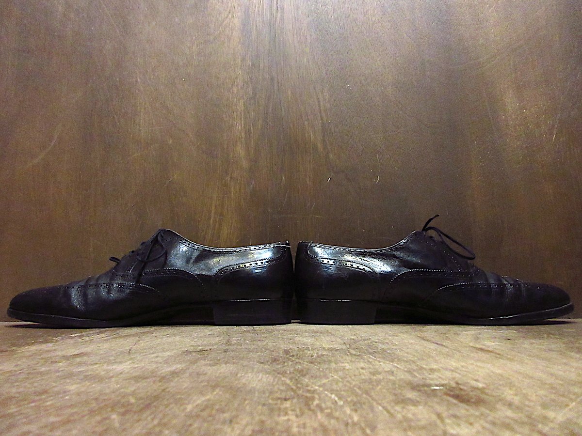 サルヴァトーレフェラガモ ウイングチップ ブラック レザー ビンテージ○Salvatore Ferragamoウイングチップシューズ黒size